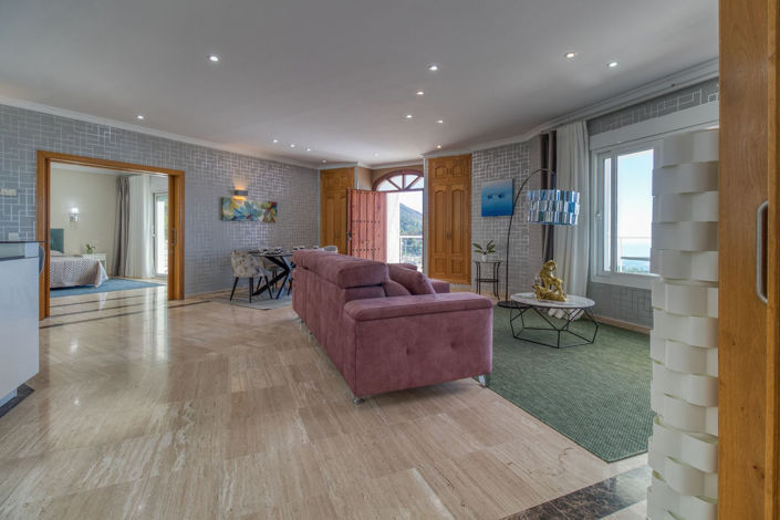 Image No.7-5 Bed Villa for sale