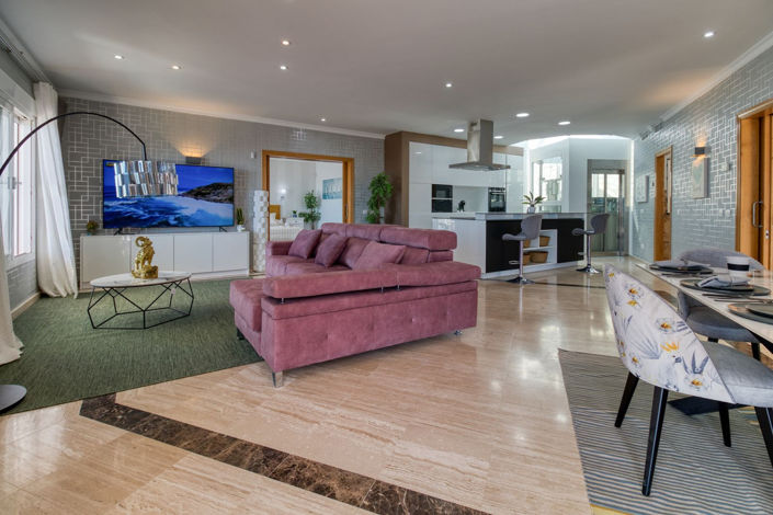 Image No.9-5 Bed Villa for sale