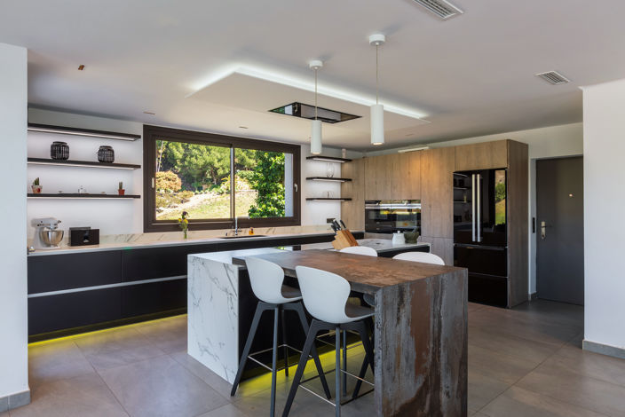 Image No.9-6 Bed Townhouse for sale