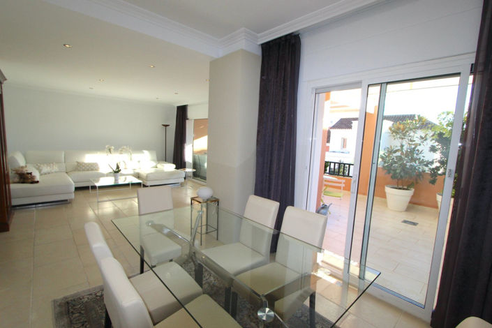 Image No.11-4 Bed Townhouse for sale