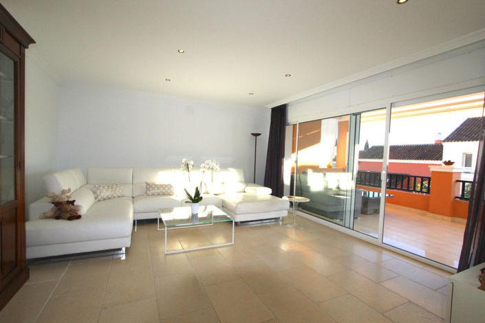 Image No.14-4 Bed Townhouse for sale