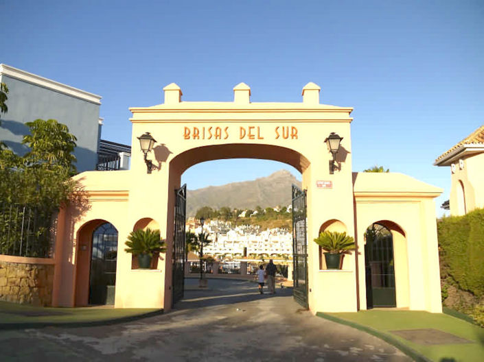 Image No.2-4 Bed Townhouse for sale