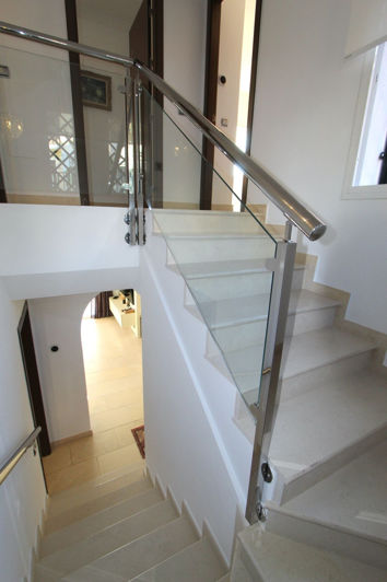 Image No.30-4 Bed Townhouse for sale