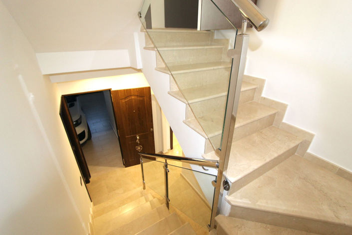 Image No.40-4 Bed Townhouse for sale