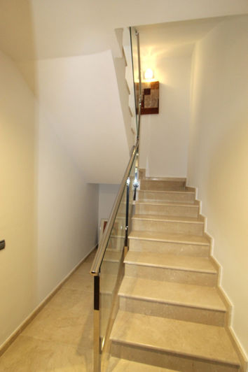 Image No.41-4 Bed Townhouse for sale