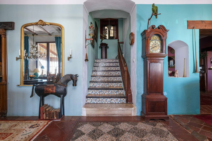 Image No.8-7 Bed Villa for sale