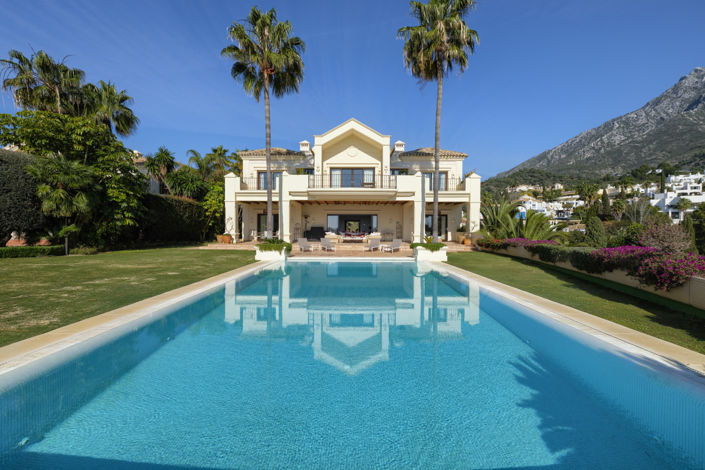 Image No.1-Villa de 5 chambres à vendre à Marbella