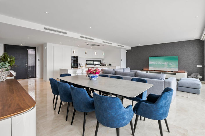 Image No.9-6 Bed Villa for sale