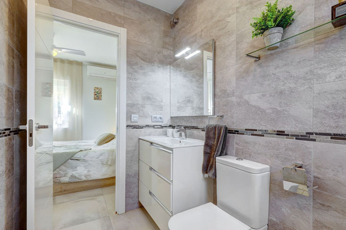 Image No.9-3 Bed Villa for sale