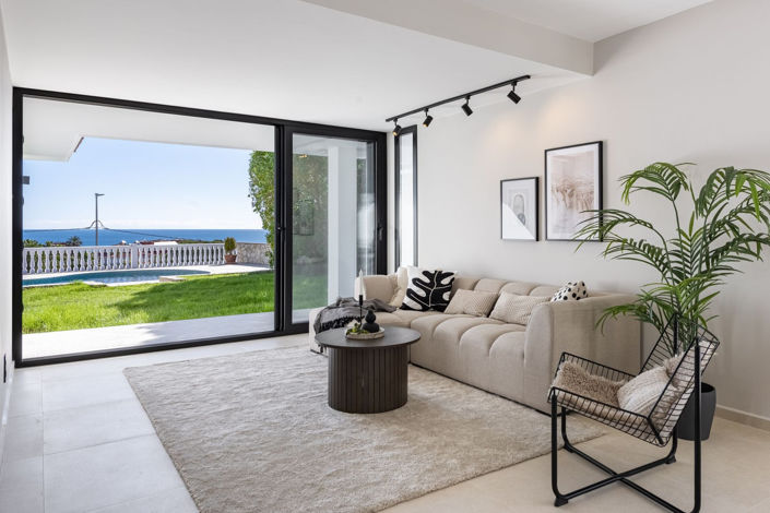 Image No.4-4 Bed Villa for sale