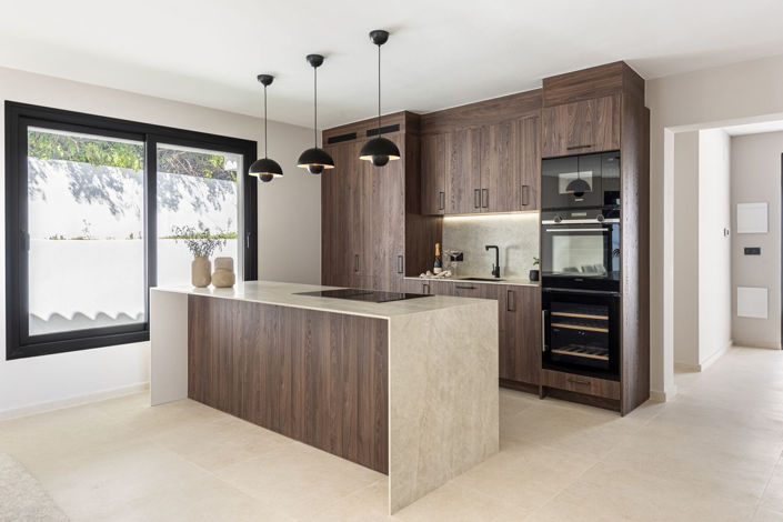 Image No.8-4 Bed Villa for sale