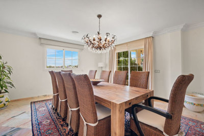 11-20939a0134ad724a8cb2a801094d15a4