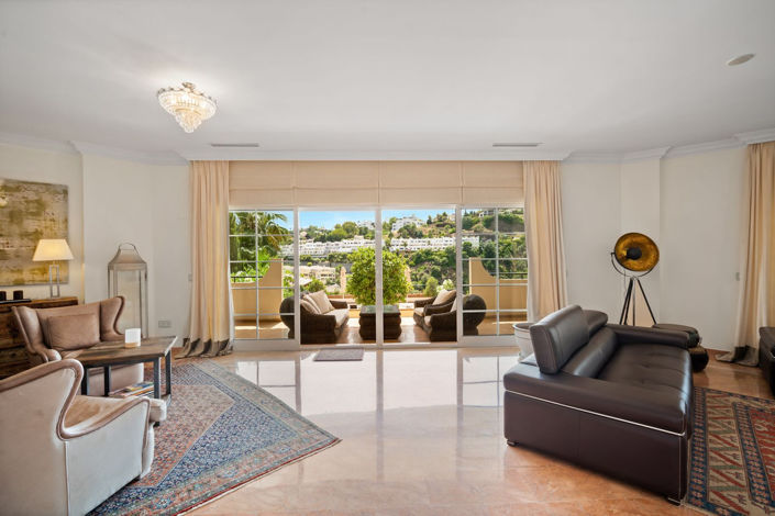 Image No.5-6 Bed Villa for sale