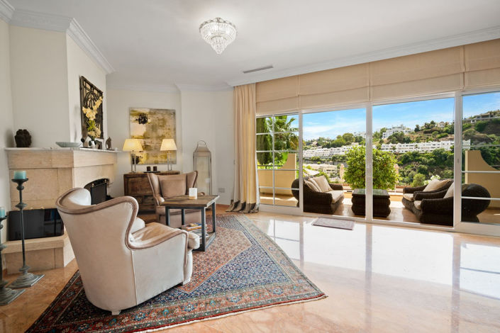 Image No.6-6 Bed Villa for sale