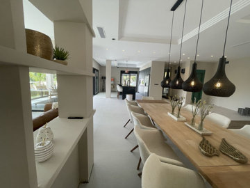 13-5fd73dea700db77384c091ca9818b1a9