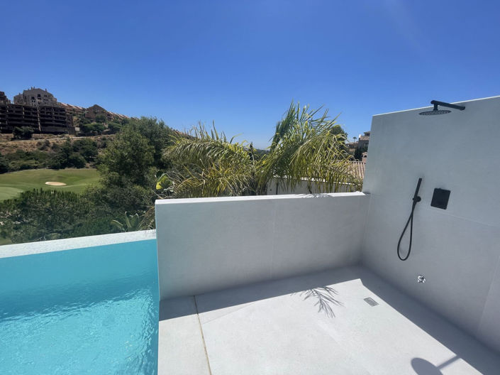 Image No.25-7 Bed Villa for sale