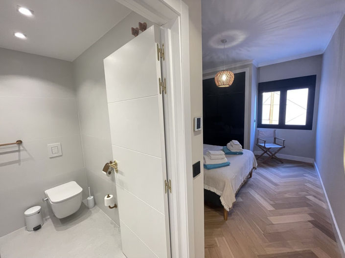 Image No.50-7 Bed Villa for sale