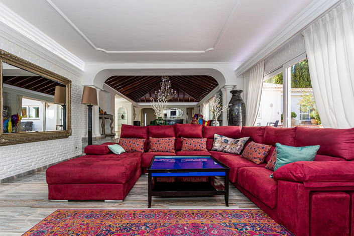 Image No.21-8 Bed Villa for sale