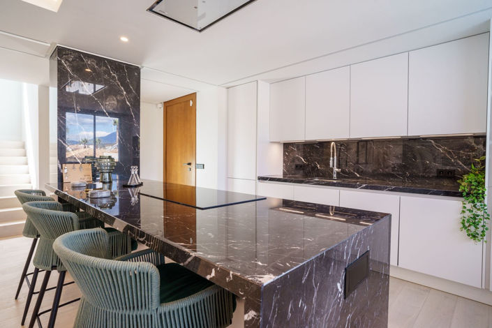 Image No.4-5 Bed Villa for sale