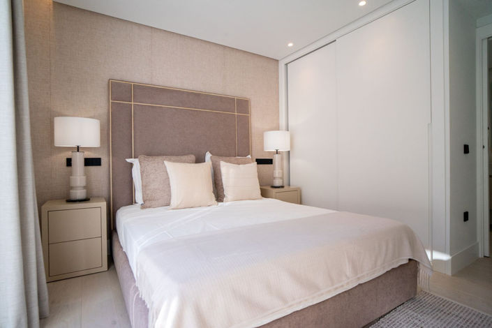 Image No.8-5 Bed Villa for sale