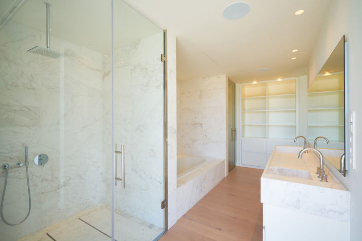 Image No.10-5 Bed Villa for sale