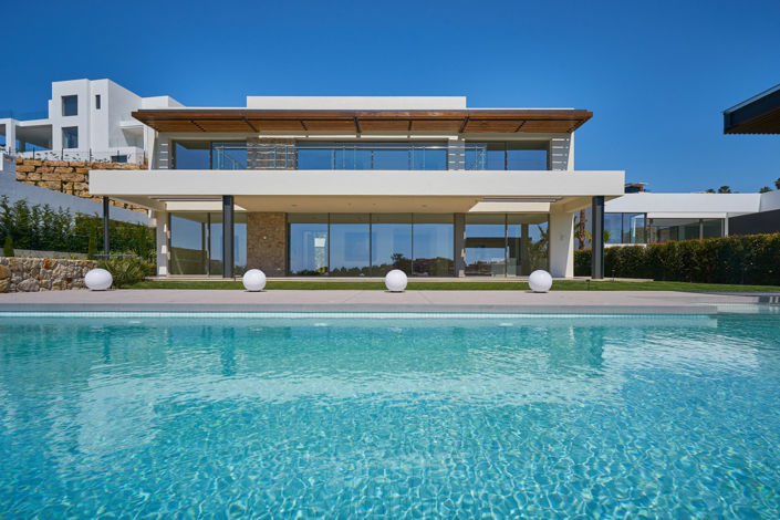 Image No.2-5 Bed Villa for sale