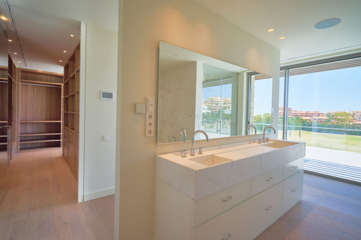 Image No.21-5 Bed Villa for sale