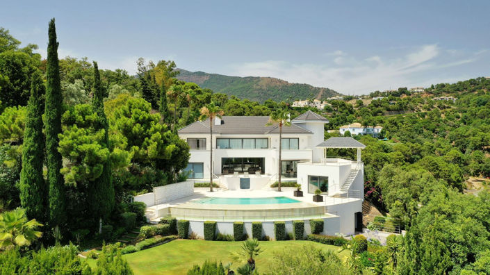 Image No.1-5 Bed Villa for sale