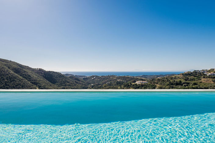 Image No.1-5 Bed Villa for sale