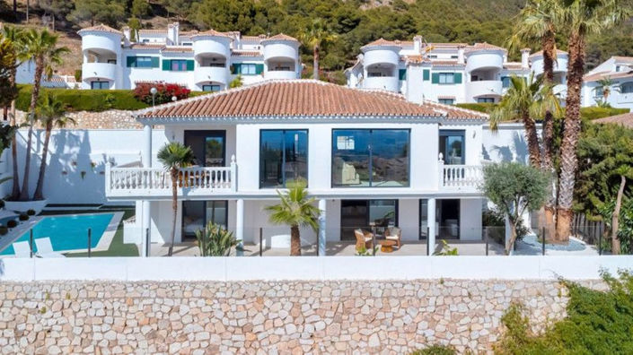 Image No.1-Villa de 4 chambres à vendre à Mijas