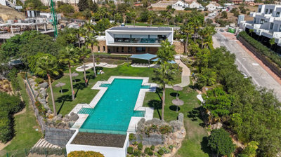 4 Bed Villa for sale