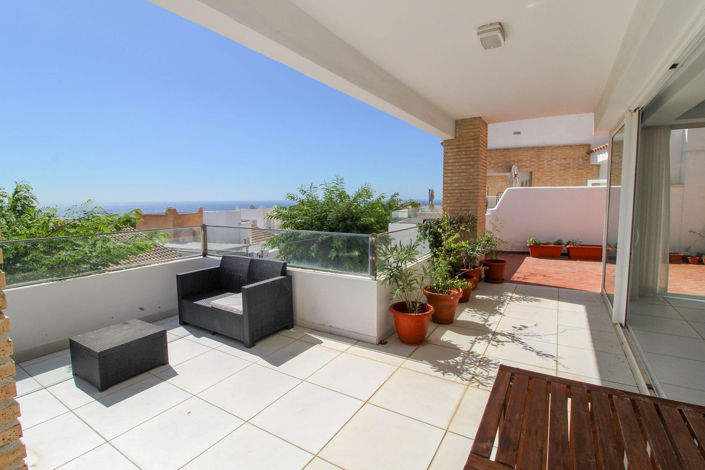 Image No.5-Villa de 4 chambres à vendre à Benalmadena