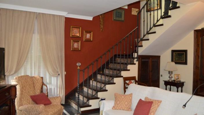 Image No.6-4 Bed Villa for sale