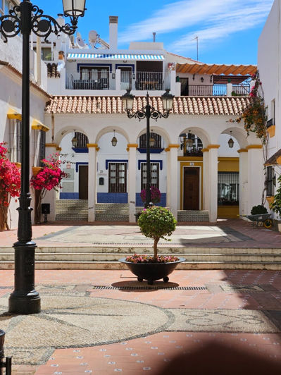 Image No.1-3 Bed Townhouse for sale