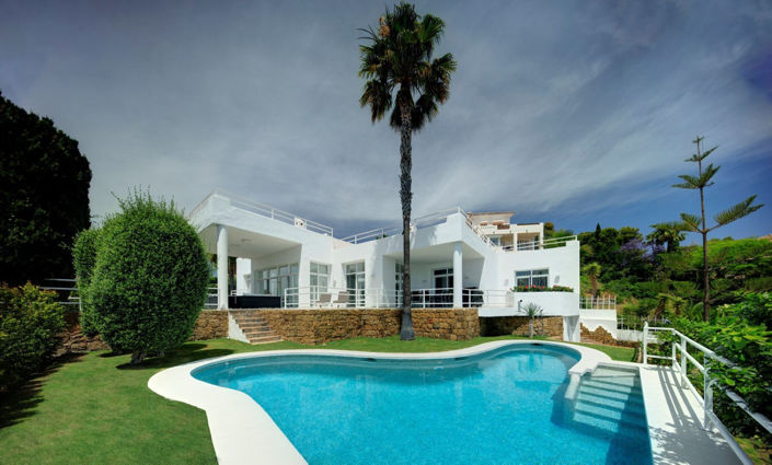 Image No.1-5 Bed Villa for sale
