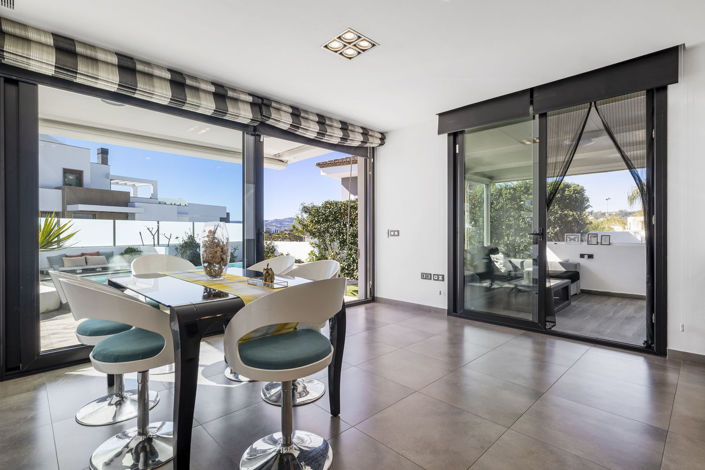 Image No.15-4 Bed Villa for sale