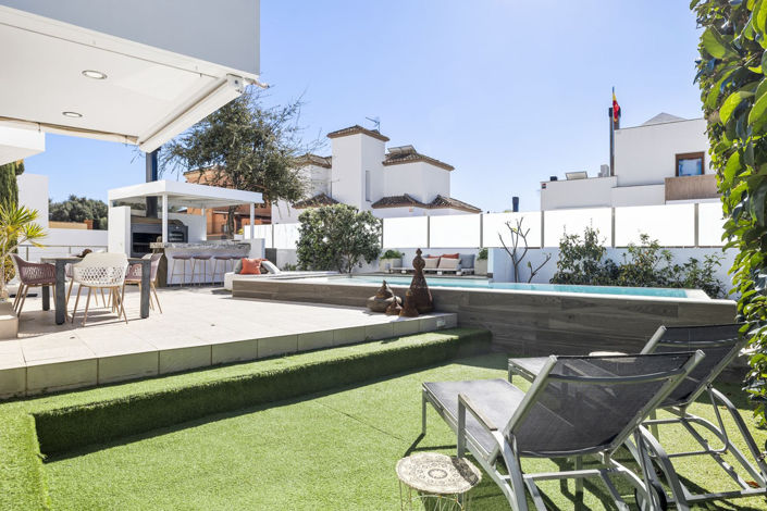 Image No.4-4 Bed Villa for sale