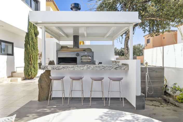 Image No.8-4 Bed Villa for sale