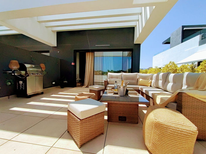 Image No.1-Penthouse de 2 chambres à vendre à Estepona