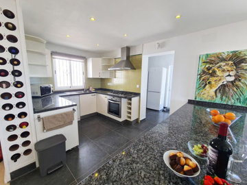 15-11d12f2f454f2f5e9b981fdd8b901d51