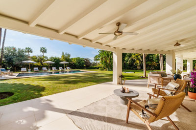 10-bb915d1cb19341576dcdc994b81ab9c5