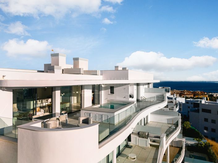 Image No.1-3 Bed Penthouse for sale