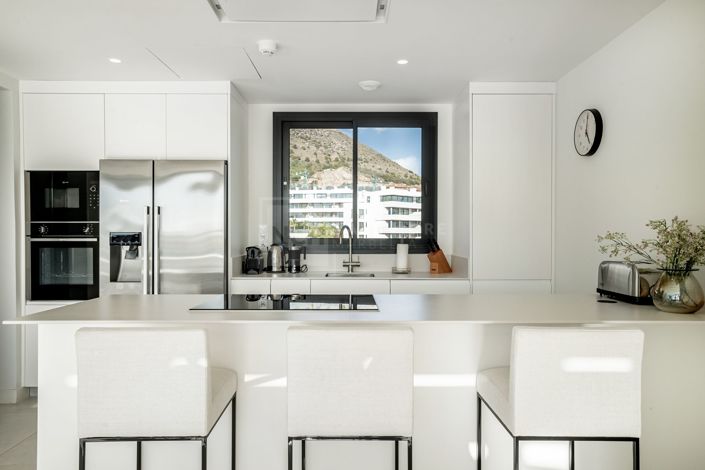 Image No.17-3 Bed Penthouse for sale