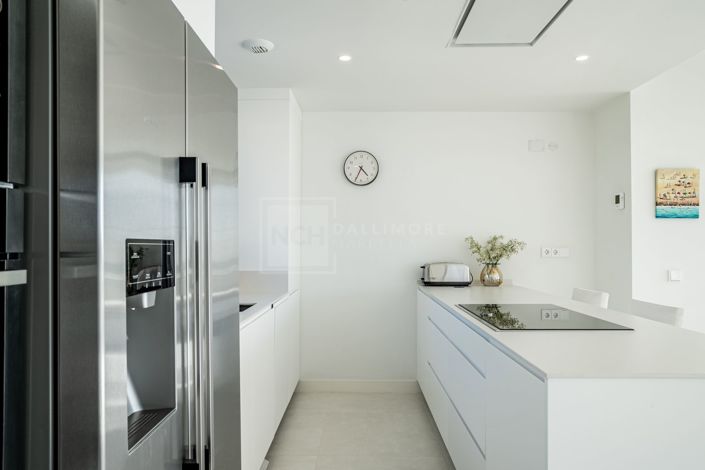 Image No.19-3 Bed Townhouse for sale