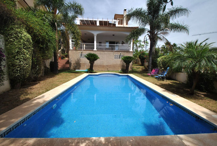 Image No.1-Villa de 4 chambres à vendre à Riviera del Sol