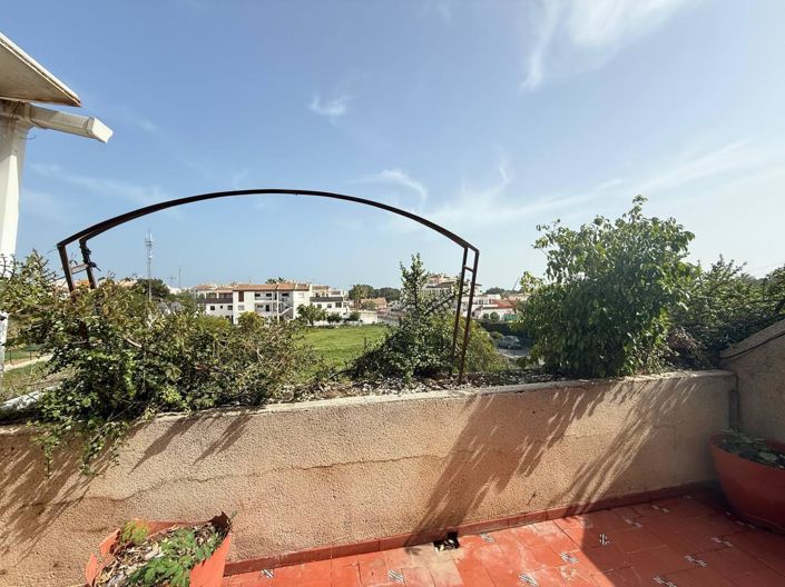 Image No.13-3 Bed Apartment for sale