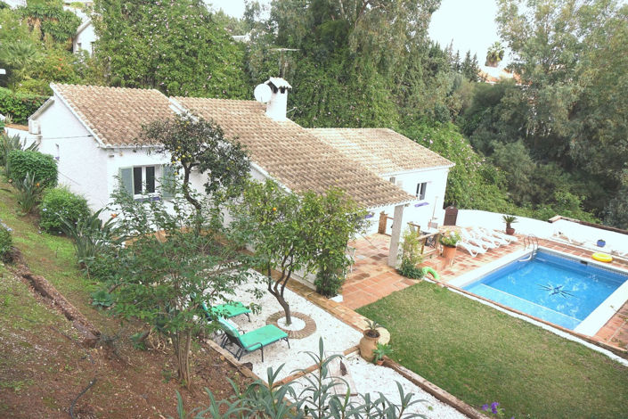 Image No.1-4 Bed Villa for sale