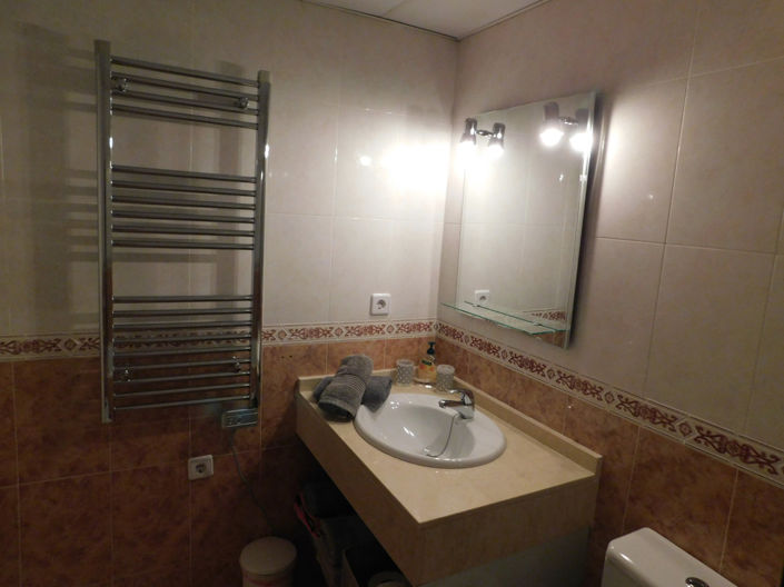 Image No.26-2 Bed Apartment for sale