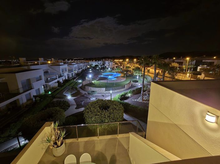 Image No.24-2 Bed Property for sale