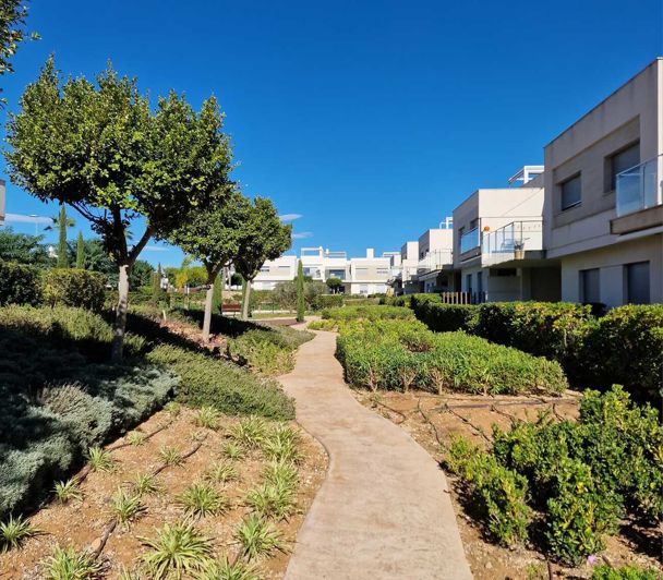 Image No.29-2 Bed Property for sale